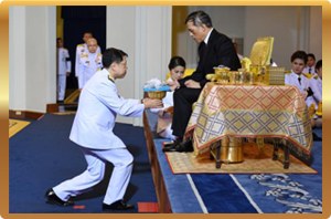 พระบาทสมเด็จพระวชิรเกล้าเจ้าอยู่หัว รัชกาลที่ ๑๐